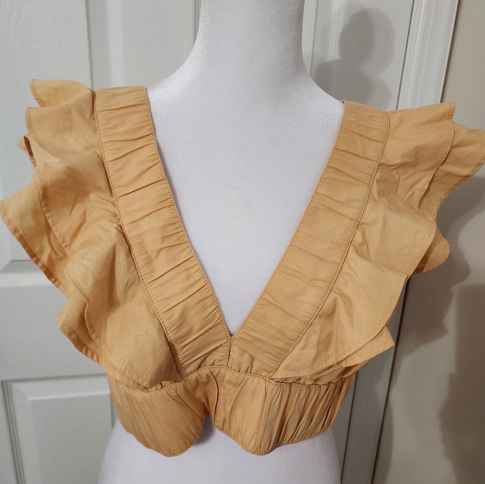 Abercrombie & Fitch Flirty Ruffle Plunge Cami Sz Large